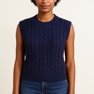 Forever 21 Navy Blue Cable Knit Sleeveless Sweater Vest – Size M